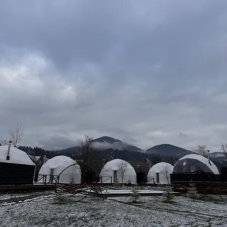 Ecospace Ethno Glamping 豪华帐篷 Iltsi