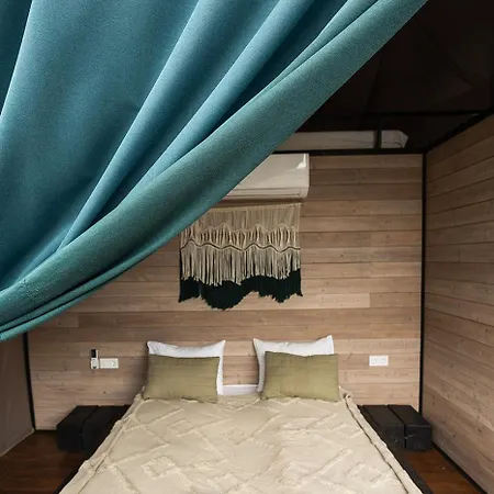 豪华帐篷 Ecospace Ethno Glamping Iltsi